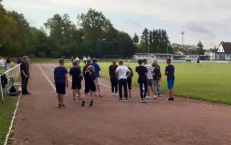 Wir vermelden Historisches: unsere ersten Bundesjugendspiele!