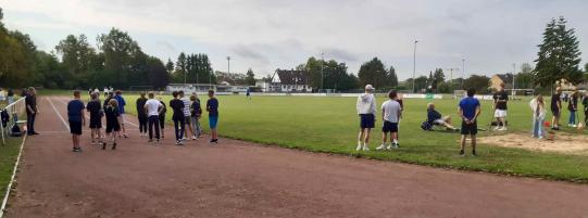 Wir vermelden Historisches: unsere ersten Bundesjugendspiele!