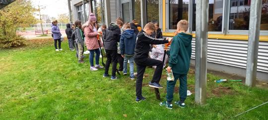 Die 5. Klassen pflanzen für uns