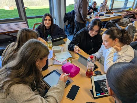 Adios, und bis zum März in Barcelona!