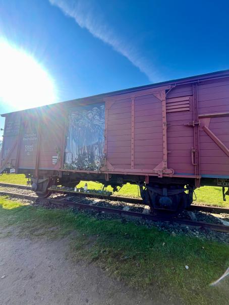 Ein Waggon, in dem die Gefangenen nach Neuengamme transportiert wurden - zum Teil sogar aus Griechenland über 10 Tage.