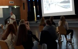 Besuch von Siegfried Wittenburg für den 10. Jahrgang